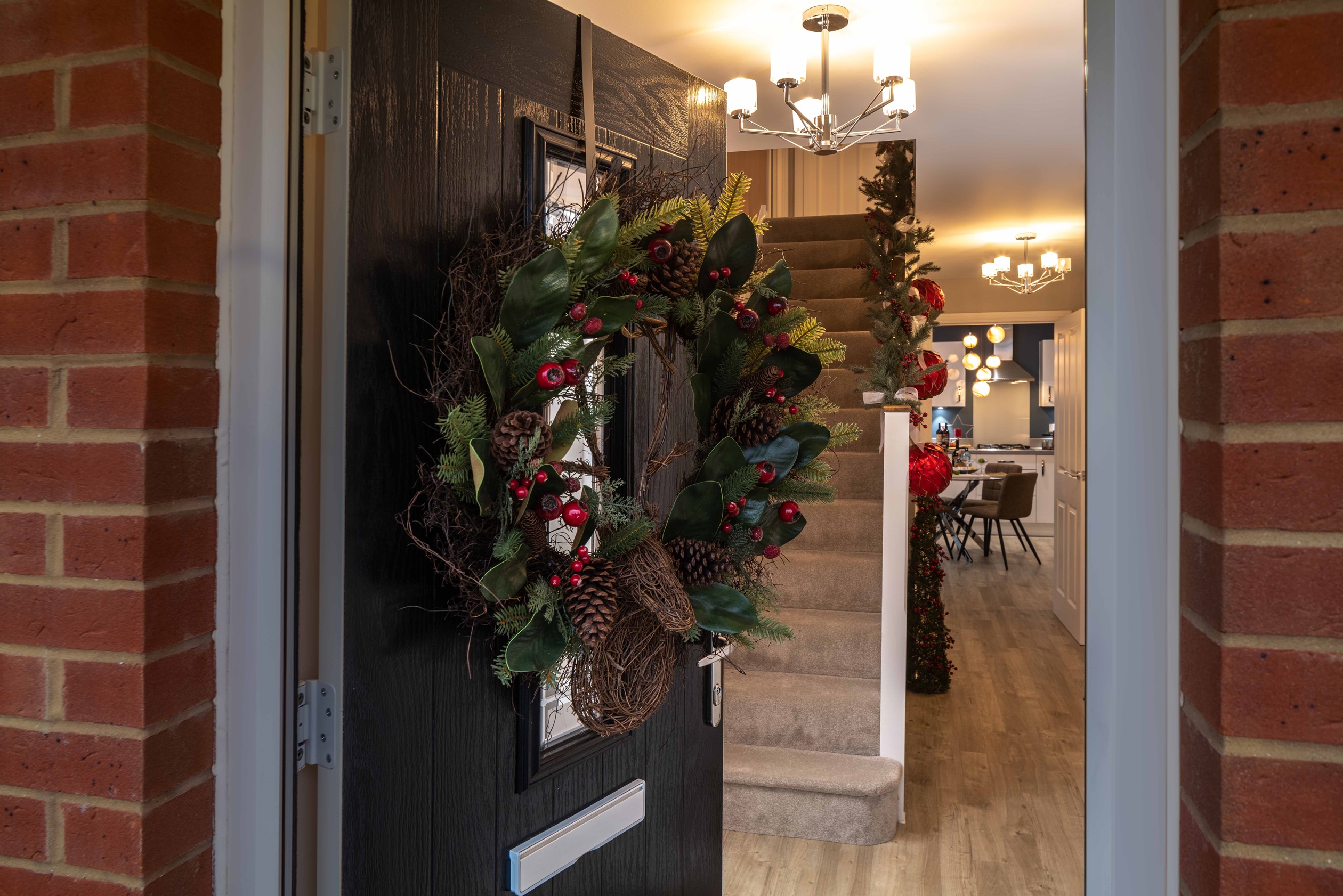 Barratt North Thames Christmas image Oct 24